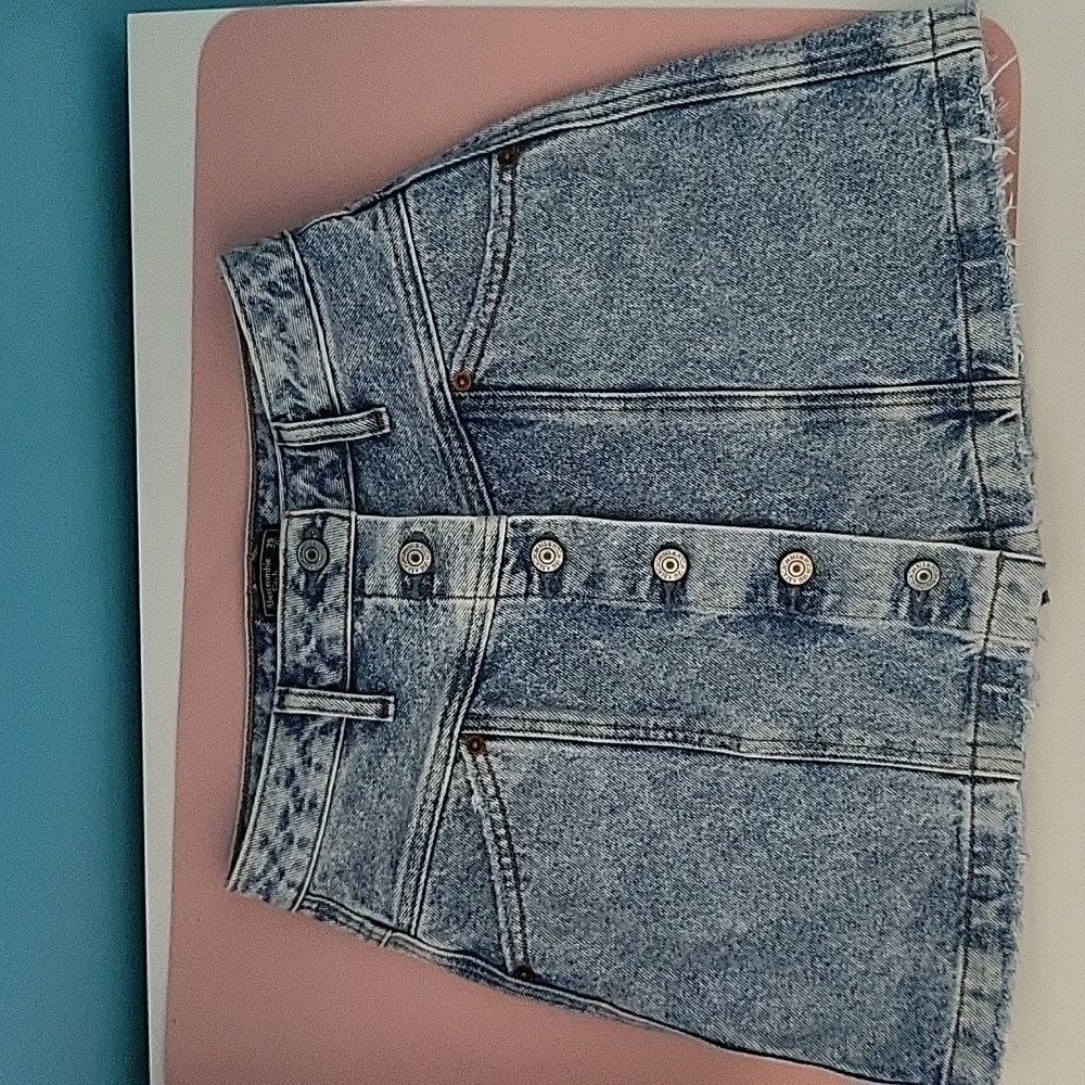 Acid wash denim skirt. A&F